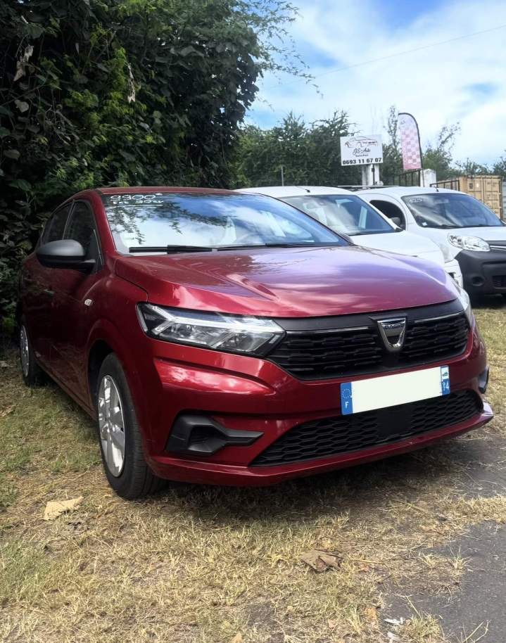 Dacia sandero rouge